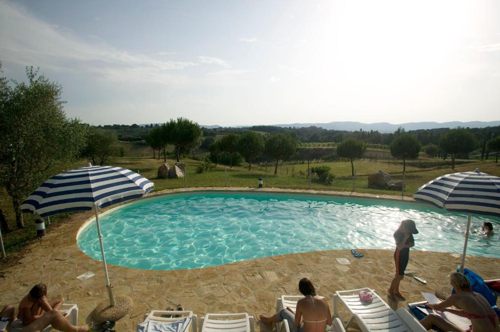 Agriturismo La Grotta Di Montecchino Siena Bagian luar foto