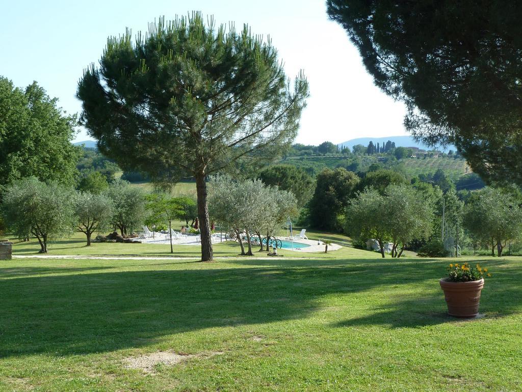 Agriturismo La Grotta Di Montecchino Siena Bagian luar foto