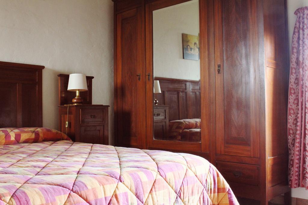 Agriturismo La Grotta Di Montecchino Siena Bagian luar foto