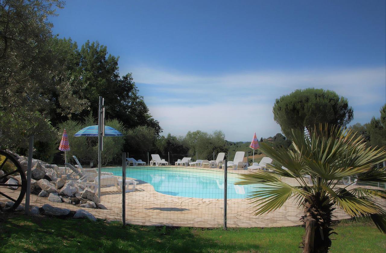 Agriturismo La Grotta Di Montecchino Siena Bagian luar foto